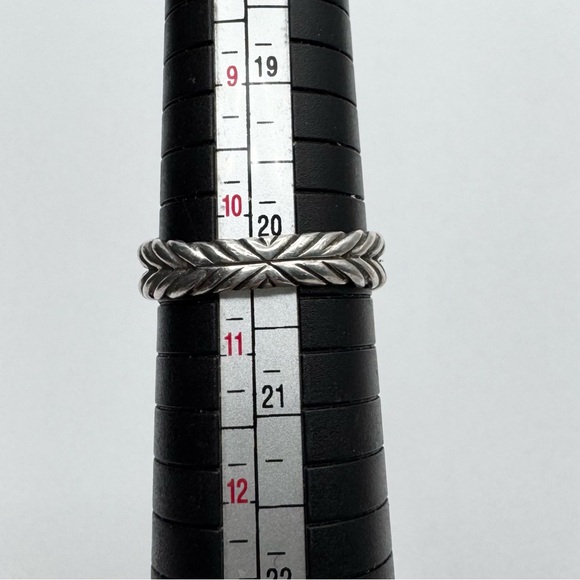 David Yurman Onyx & Diamond Cushion On
Point Ring - Picture 10 of 10